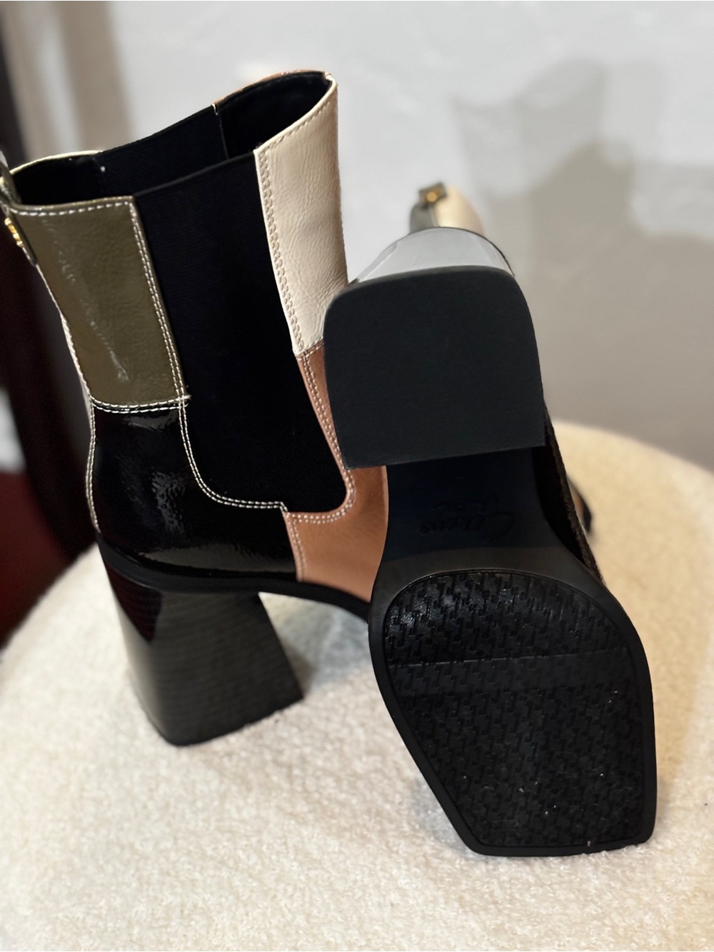 Circus by Sam Edelman Patent Leather Elastic Side Pull On Lauren Booties NWOT - Picture 5 of 10